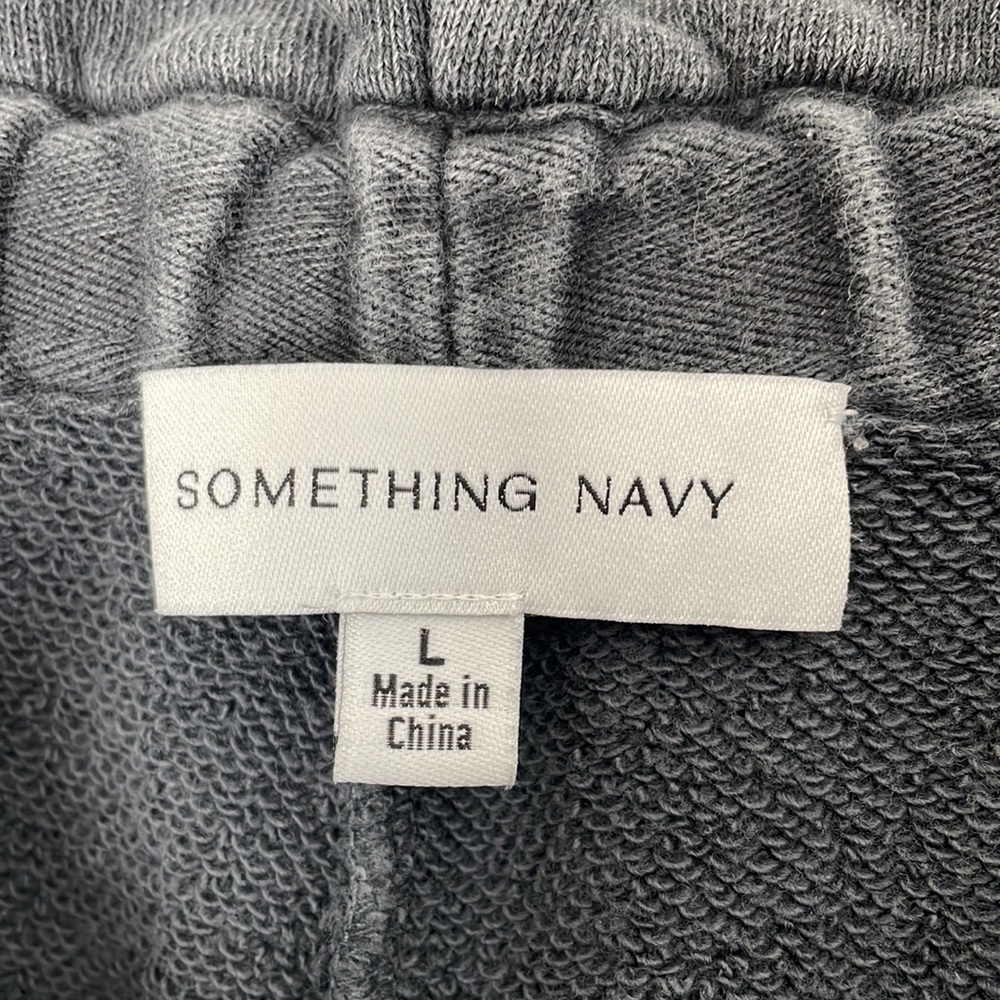 Something Navy Meghan Gray Acid Wash Paperbag Waist Joggers Size L - Picture 6 of 7